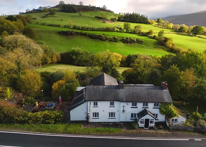 Dinas Castle Inn Brecon